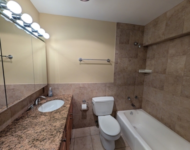 5455 N Sheridan Road - Photo Thumbnail 8