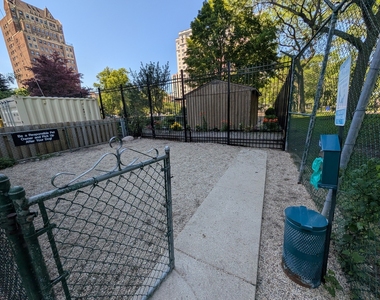 5455 N Sheridan Road - Photo Thumbnail 24