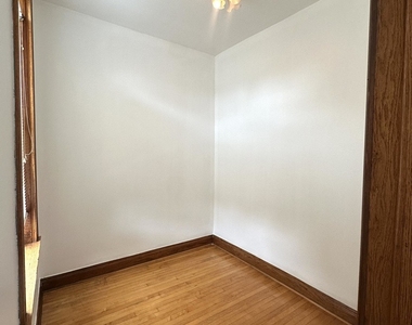 4543 N Keystone Avenue - Photo Thumbnail 4