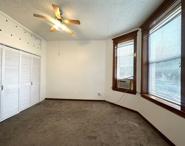 4543 N Keystone Avenue - Photo Thumbnail 2