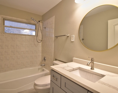 153 W Briarcliff Road - Photo Thumbnail 9