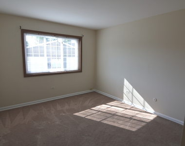 372 Eastern Avenue - Photo Thumbnail 9