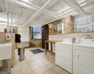 63 E Cedar Street - Photo Thumbnail 12