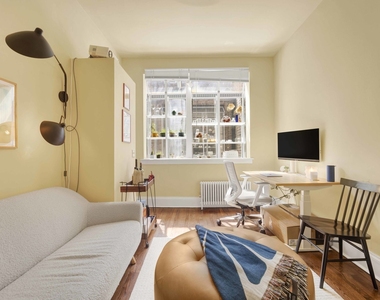 63 E Cedar Street - Photo Thumbnail 4