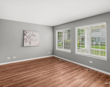616 Lincoln Station Drive - Photo Thumbnail 3