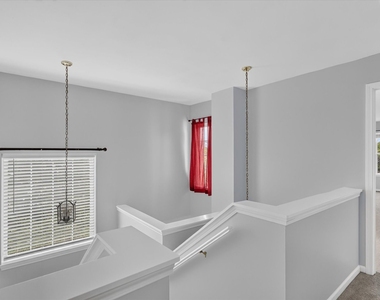 533 Cherry Hill Court - Photo Thumbnail 4