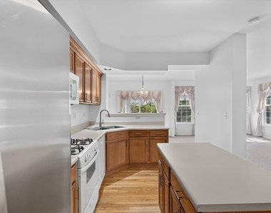 533 Cherry Hill Court - Photo Thumbnail 12