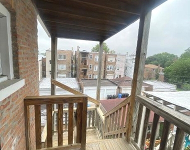 7743 S East End Avenue - Photo Thumbnail 18