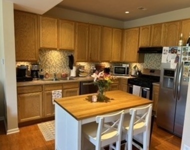 2058 Limestone Lane - Photo Thumbnail 3