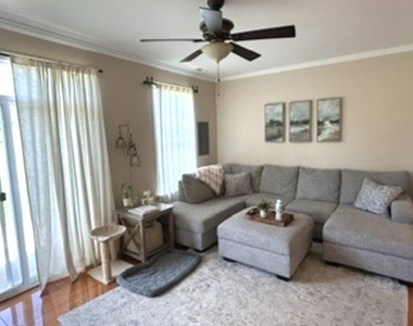 2058 Limestone Lane - Photo Thumbnail 5