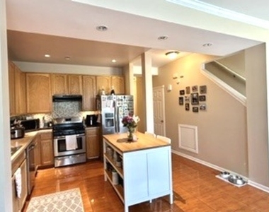 2058 Limestone Lane - Photo Thumbnail 2