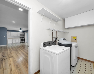 1529 Ronzheimer Avenue - Photo Thumbnail 6