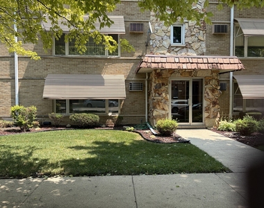 10405 S Keating Avenue - Photo Thumbnail 1
