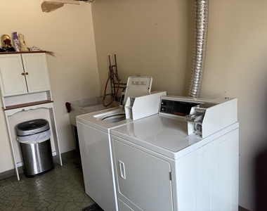 10405 S Keating Avenue - Photo Thumbnail 11
