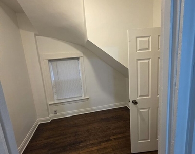 1318 N Homan Avenue - Photo Thumbnail 16