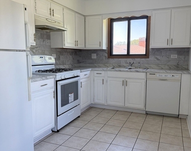 311 Dawn Court - Photo Thumbnail 15