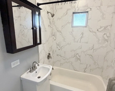 3153 W Augusta Boulevard - Photo Thumbnail 8
