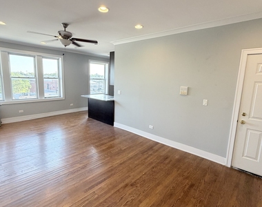 3153 W Augusta Boulevard - Photo Thumbnail 2