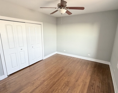3153 W Augusta Boulevard - Photo Thumbnail 7