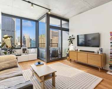 235 W Van Buren Street - Photo Thumbnail 2