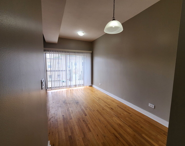 2320 E 70th Place - Photo Thumbnail 2