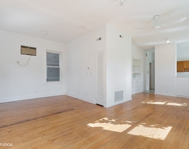 732 W 19th Street - Photo Thumbnail 1