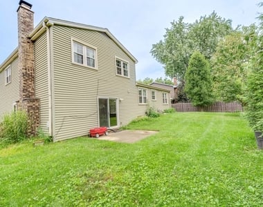 5s735 Park Meadow Drive - Photo Thumbnail 17