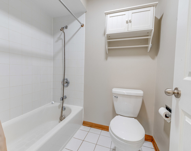 5s735 Park Meadow Drive - Photo Thumbnail 14