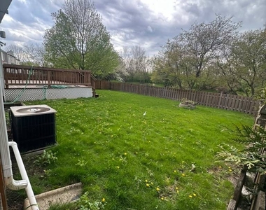 22102 W Plymouth Circle - Photo Thumbnail 29