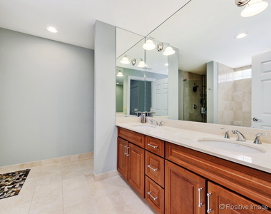 508 W Melrose Street - Photo Thumbnail 10