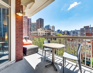 508 W Melrose Street - Photo Thumbnail 16
