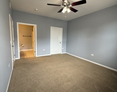 2250 Aurora Drive - Photo Thumbnail 11