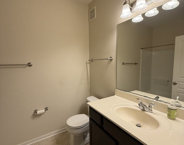 2250 Aurora Drive - Photo Thumbnail 9