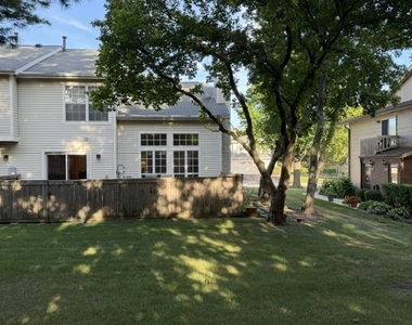 852 Dighton Lane N - Photo Thumbnail 4