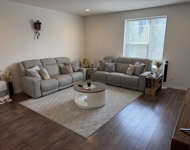 4170 Irving Road - Photo Thumbnail 2