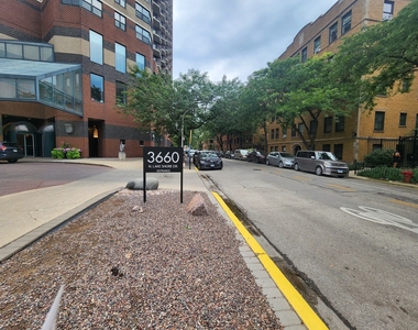 3660 N Lake Shore Drive - Photo Thumbnail 1