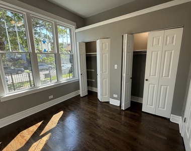 3310 W Le Moyne Street - Photo Thumbnail 5