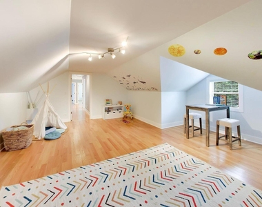 2311 N Arlington Heights Road - Photo Thumbnail 27