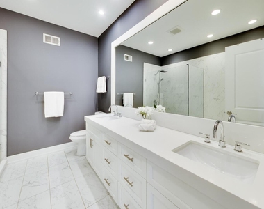 2311 N Arlington Heights Road - Photo Thumbnail 13