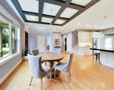 2311 N Arlington Heights Road - Photo Thumbnail 6