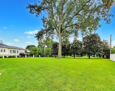 2311 N Arlington Heights Road - Photo Thumbnail 34