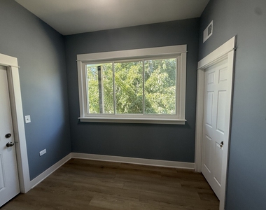 3310 W Lemoyne Street - Photo Thumbnail 9