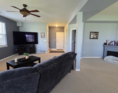 540 Legend Lane - Photo Thumbnail 21