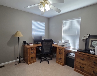 540 Legend Lane - Photo Thumbnail 16
