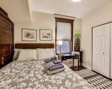 2857 W Fletcher Street - Photo Thumbnail 9