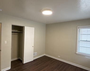 1015 18th Street - Photo Thumbnail 17