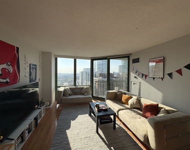 111 W Maple Street - Photo Thumbnail 5