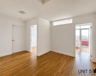 184 Noll Street - Photo Thumbnail 3