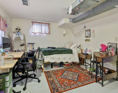 223 Ellen Street - Photo Thumbnail 12