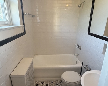 609 W Stratford Place - Photo Thumbnail 12